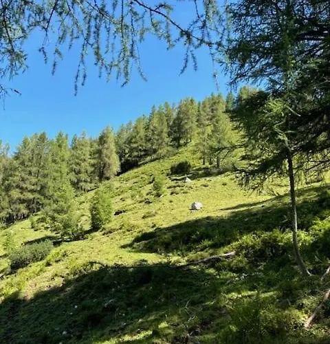 شقة Grossbergblick